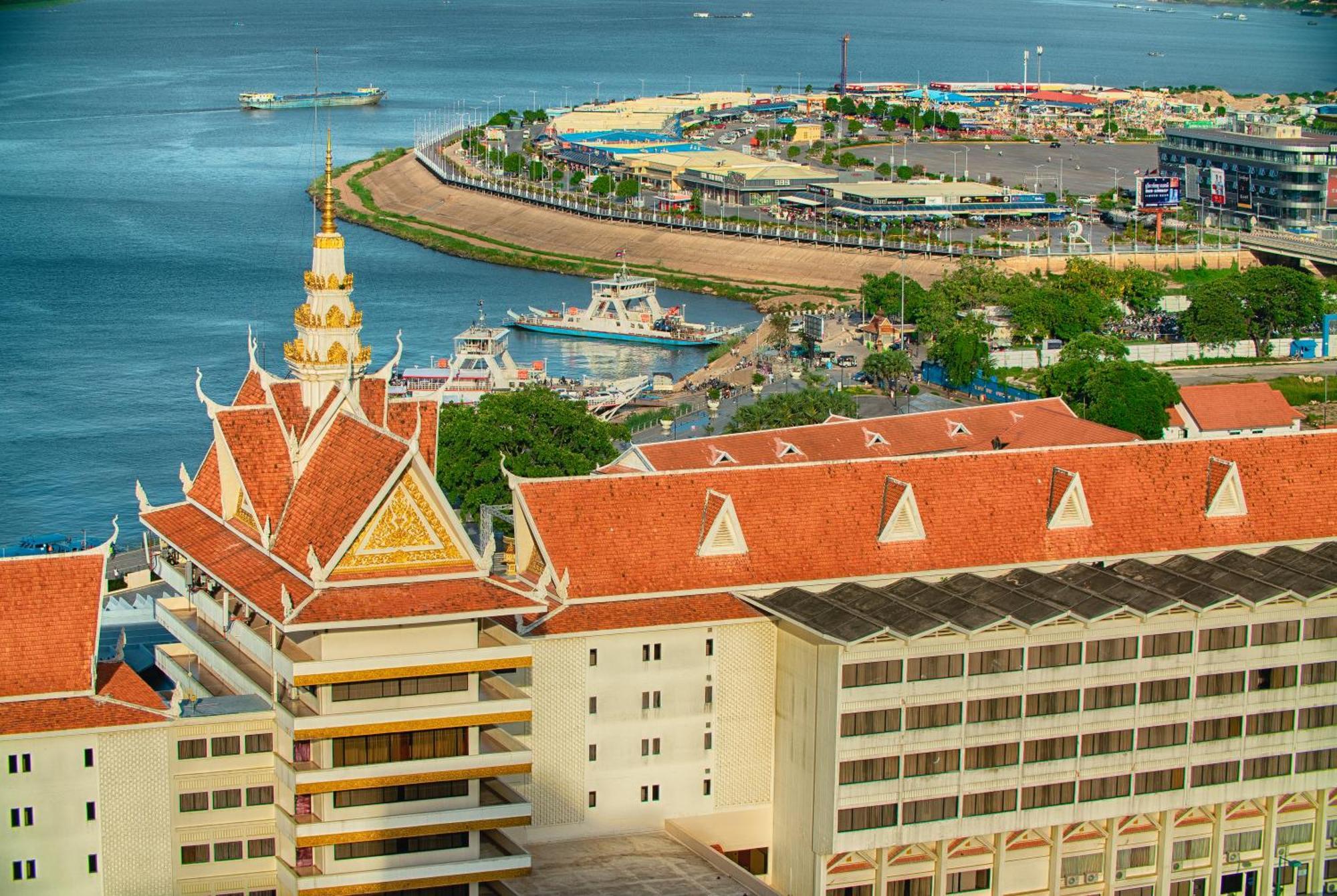 Hotel Cambodiana Phnom Penh Ngoại thất bức ảnh