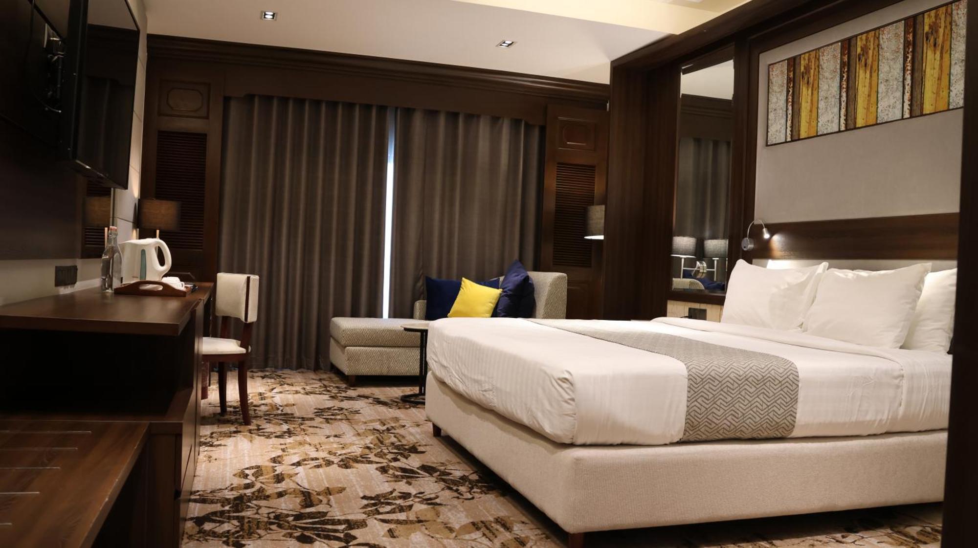 Hotel Cambodiana Phnom Penh Ngoại thất bức ảnh