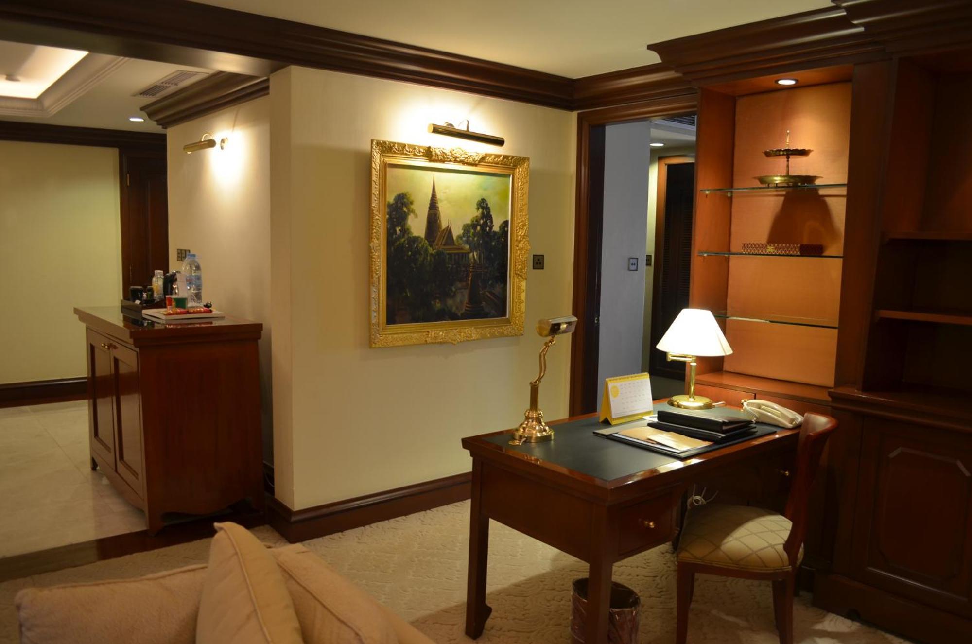 Hotel Cambodiana Phnom Penh Ngoại thất bức ảnh